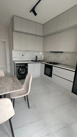 İcarə yeni tikili 2 otaqlı 108 m²,  Yasamal-9