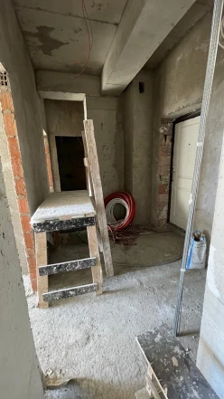 Satılır yeni tikili 2 otaqlı 82 m²,  Həzi Aslanov m.-3