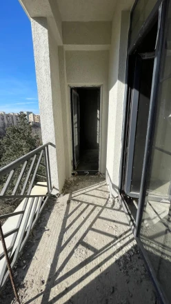 Satılır yeni tikili 2 otaqlı 82 m²,  Həzi Aslanov m.-2