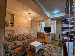 Satılır yeni tikili 2 otaqlı 60 m², İnşaatçılar m.-6