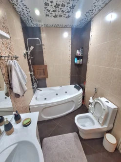 Satılır yeni tikili 3 otaqlı 107 m²,  Qara Qarayev m.-12