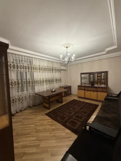 İcarə yeni tikili 2 otaqlı 77 m²,  Memar Əcəmi m.-5