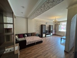 Satılır yeni tikili 1 otaqlı 55 m², İnşaatçılar m. Satılır yeni tikili 1 otaqlı 55 m², İnşaatçılar m.