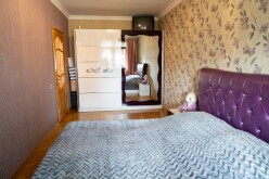 Satılır köhnə tikili 4 otaqlı 100 m²,  Qara Qarayev m.-6