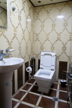 Satılır köhnə tikili 4 otaqlı 100 m²,  Qara Qarayev m.-9