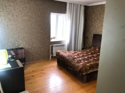 Satılır ev/villa 3 otaqlı 100 m²,  Qaraçuxur-4