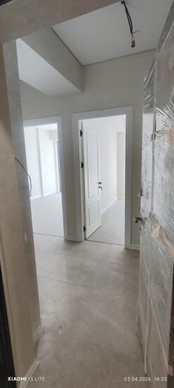 Satılır yeni tikili 3 otaqlı 80 m²,  İnşaatçılar m.-10