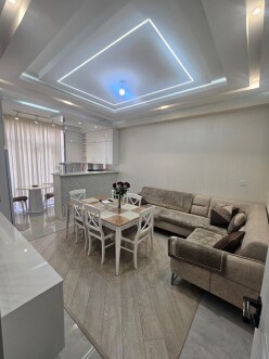 Satılır yeni tikili 2 otaqlı 59 m²,  Dərnəgül m.