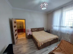 Satılır bağ evi 340 m², Novxanı q.-5