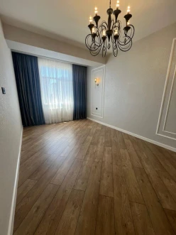 Satılır yeni tikili 2 otaqlı 85 m², Azadlıq prospekti m.-4