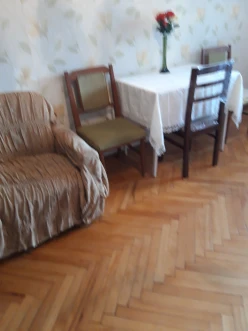 İcarə köhnə tikili 2 otaqlı 52 m²,  Nəriman Nərimanov m.-3