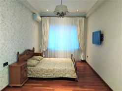 İcarə yeni tikili 3 otaqlı 170 m², Gənclik m.-19