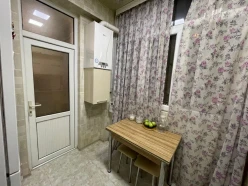 Satılır yeni tikili 2 otaqlı 60 m², Azadlıq prospekti m.-15