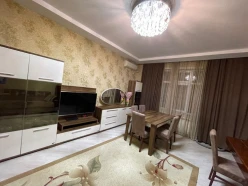 Satılır yeni tikili 2 otaqlı 60 m², Azadlıq prospekti m.-9