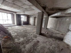 Satılır yeni tikili 3 otaqlı 115 m², İnşaatçılar m.-12 Satılır yeni tikili 3 otaqlı 115 m², İnşaatçılar m.-12