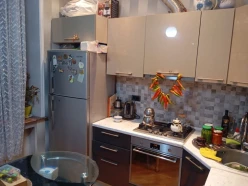 Satılır köhnə tikili 3 otaqlı 75 m², Nizami m.-10