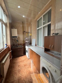 Satılır yeni tikili 2 otaqlı 56 m²,  İnşaatçılar m.-9