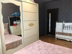 Satılır yeni tikili 3 otaqlı 85 m², İnşaatçılar m.-9