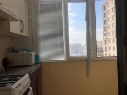 Satılır yeni tikili 3 otaqlı 85 m², İnşaatçılar m.-20