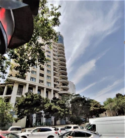 Satılır yeni tikili 2 otaqlı 107 m²,  Nəsimi-21