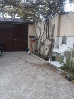 Satılır ev/villa 4 otaqlı 40 m², İnşaatçılar m.-2