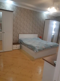 Satılır ev/villa 4 otaqlı 40 m², İnşaatçılar m.-3