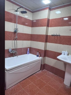 İcarə yeni tikili 3 otaqlı 95 m²,  İnşaatçılar m.-3
