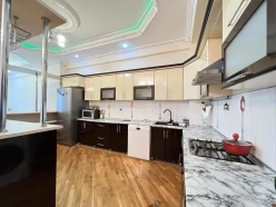 Satılır yeni tikili 3 otaqlı 177 m², Yasamal-12 Satılır yeni tikili 3 otaqlı 177 m², Yasamal-12