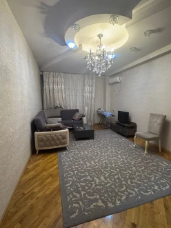İcarə yeni tikili 3 otaqlı 95 m²,  İnşaatçılar m.-5