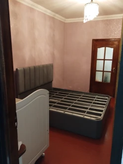 İcarə köhnə tikili 2 otaqlı 60 m²,  İnşaatçılar m.-12