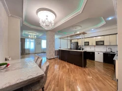 Satılır yeni tikili 3 otaqlı 177 m², Yasamal-13 Satılır yeni tikili 3 otaqlı 177 m², Yasamal-13