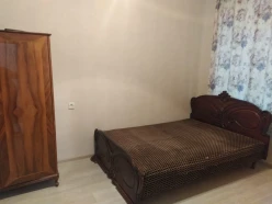 İcarə köhnə tikili 2 otaqlı 50 m²,  Bakıxanov-6