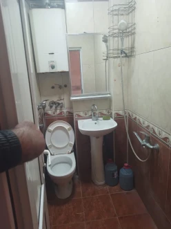 İcarə köhnə tikili 2 otaqlı 55 m²,  İnşaatçılar m.-3
