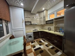 İcarə yeni tikili 3 otaqlı 70 m²,  İnşaatçılar m.-6