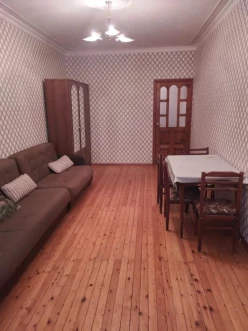 İcarə köhnə tikili 2 otaqlı 55 m²,  İnşaatçılar m.-6
