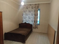 İcarə köhnə tikili 2 otaqlı 50 m²,  Bakıxanov-5