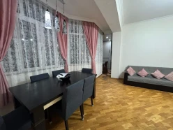 İcarə yeni tikili 3 otaqlı 70 m²,  İnşaatçılar m.-8