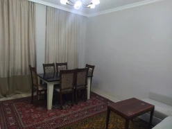 İcarə köhnə tikili 2 otaqlı 50 m²,  Bakıxanov-2