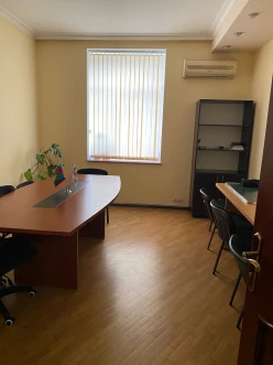 İcarə ofis 4 otaqlı 160 m², Nəsimi r.-2