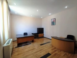 İcarə ofis 6 otaqlı 210 m², Nəsimi r.-6