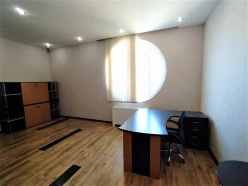 İcarə ofis 6 otaqlı 210 m², Nəsimi r.-7