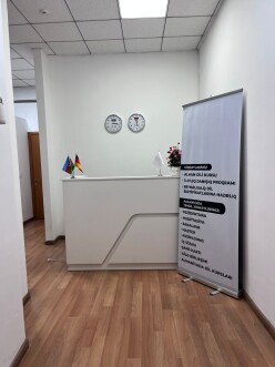 İcarə ofis 5 otaqlı 140 m²,  28 May m.