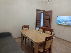 İcarə yeni tikili 2 otaqlı 60 m²,  İnşaatçılar m.