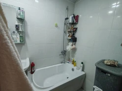 Satılır yeni tikili 2 otaqlı 60 m², İnşaatçılar m.-7 Satılır yeni tikili 2 otaqlı 60 m², İnşaatçılar m.-7