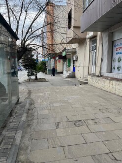 İcarə obyekt 40 m²,  İnşaatçılar m.-6