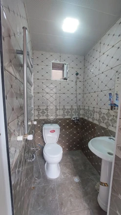 Satılır ev/villa 2 otaqlı 120 m², Binə q.-8