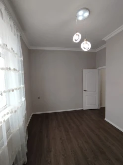 Satılır yeni tikili 2 otaqlı 60 m², İnşaatçılar m.-2