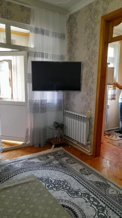 Satılır köhnə tikili 2 otaqlı 48 m², Memar Əcəmi m.-2