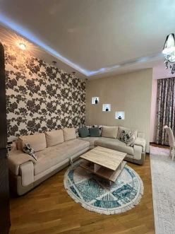 Satılır yeni tikili 3 otaqlı 125 m², İnşaatçılar m.-3