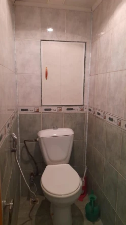 Satılır köhnə tikili 2 otaqlı 48 m², Memar Əcəmi m.-7